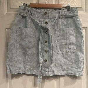 Jones New York brand size L linen skirt. Brand New.